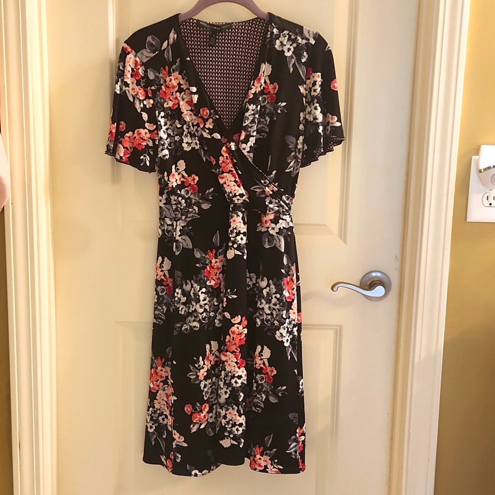 White Hoise Black Market reversible dress